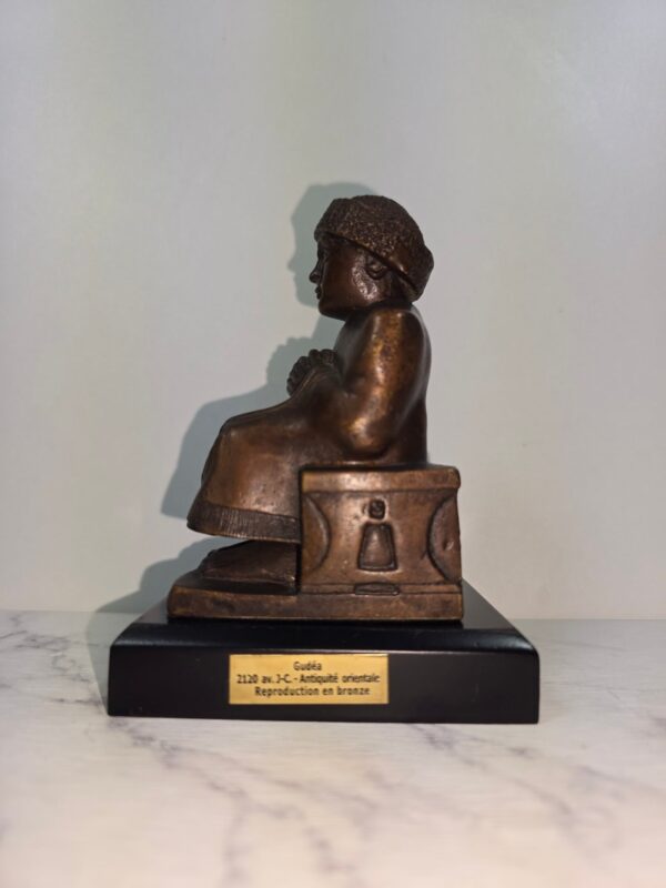 product-img-2-880-scaled-1.jpg Image 3