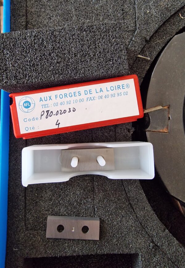 Jeu De 2 Portes Outils x 160 Ext25/49.5 Aux Forges De La Loire / Entraxe 4cm