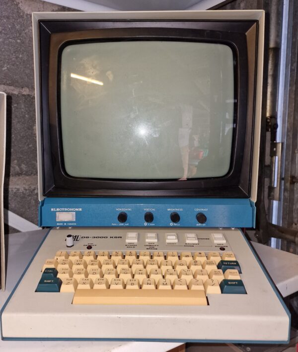 Electrohome DS 3000-KSR MADE IN CANADA