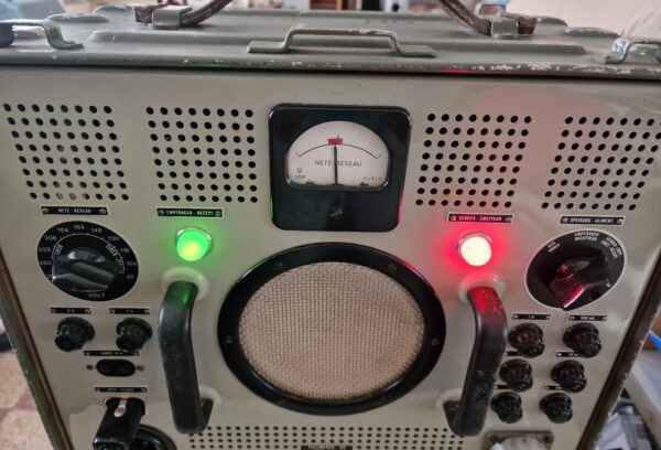 Ensemble suisse sans Fil SE-222 Emetteur/ Récepteur et alimentation/haut-parleur