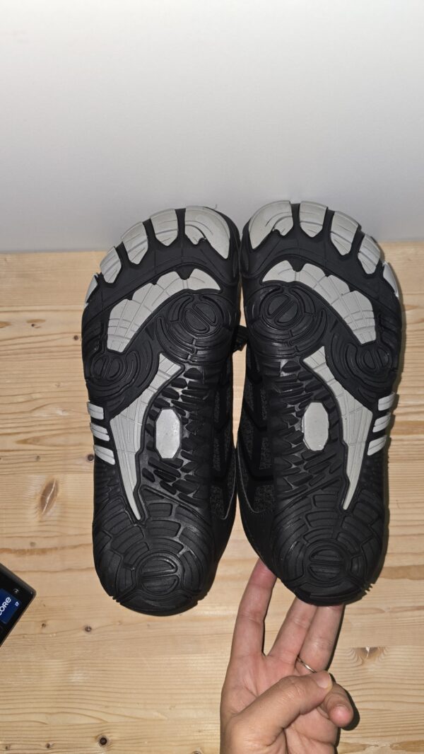 20251215_001142 Chaussures de course unisexes pieds nus noir / Randonnée Taille 40