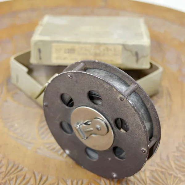 Décamètre Boite Métal Ajourée N° 1211 Ruban Acier