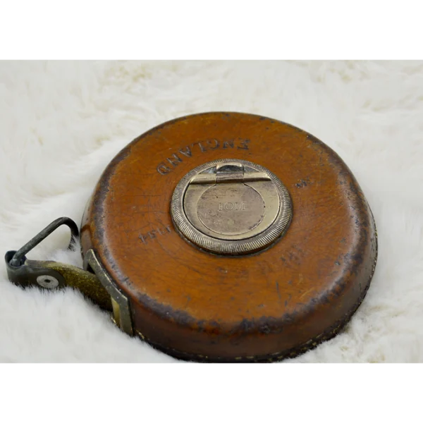 85b9c5_245d35d05abb45548a494b3323721b66~mv2 Décamètre Chastermans Sheffield 10 m En Cuir N° 1534