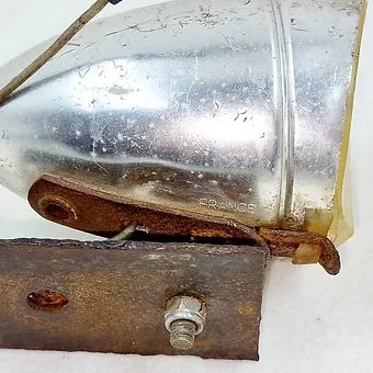 85b9c5_381e8a3291e9480ab2b26baf04c5d5a5~mv2 Phare avant de mobylette 6267d'origine