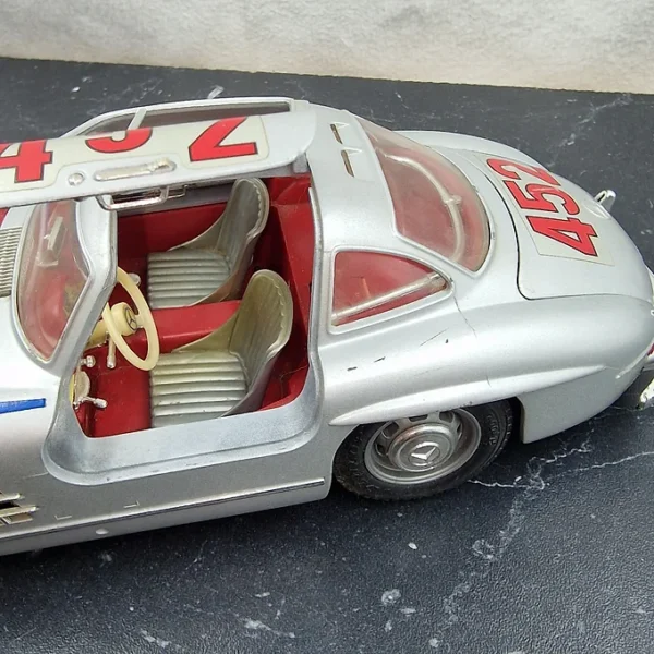 Mercedes 300SL 1954 BURAGO 1/18