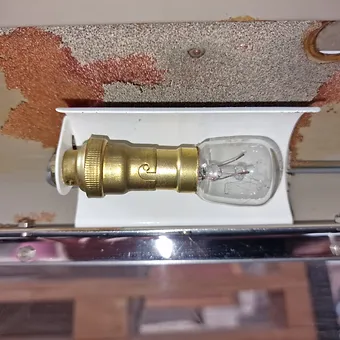 85b9c5_5a658d92cf73486f80c292412b4891da~mv2 Télétype coque OLIVETTI 5710 moteur et machine siemens