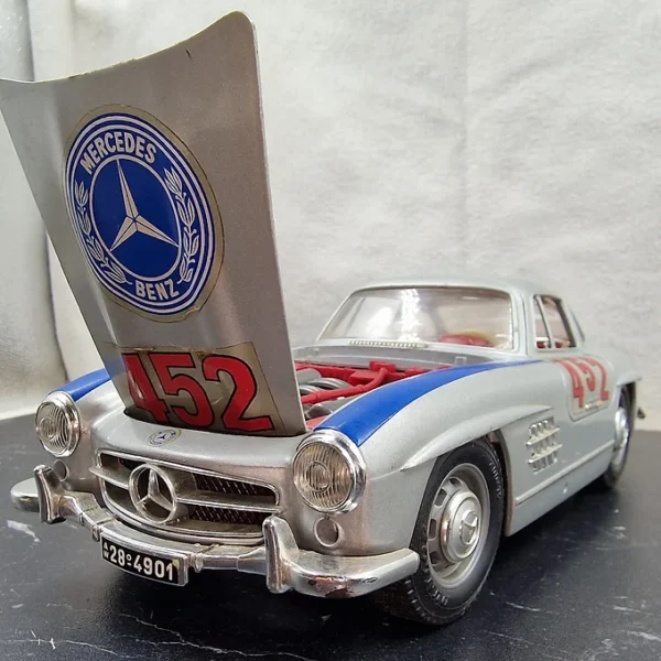 Mercedes 300SL 1954 BURAGO 1/18