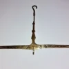Ancienne grande balance 1736 entièrement en laiton