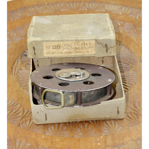 Décamètre Boite Métal Ajourée N° 1211 Ruban Acier