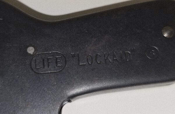 20251116_082805 Pistolet à crocheter 827-00-8X