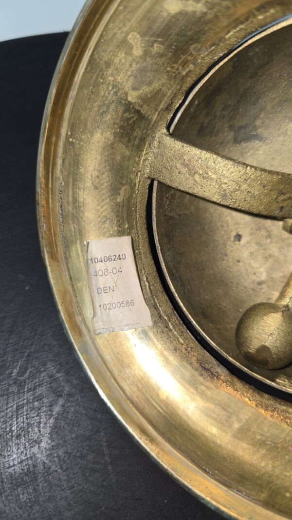 20251221_214113 Sonnette / Cloche de comptoir en Laiton 13cm x 15cm