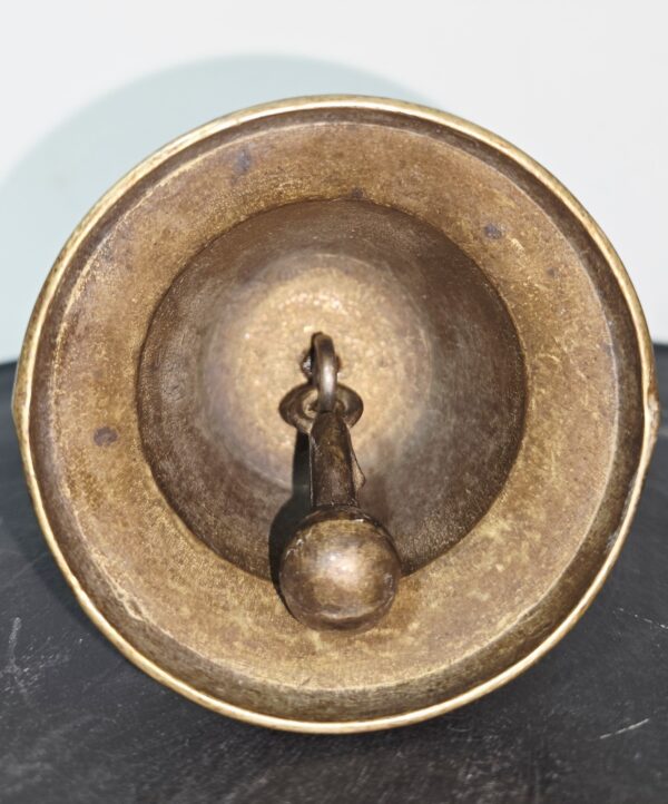 20251221_214136 Cloche de réception en laiton 19cm x 8.5cm