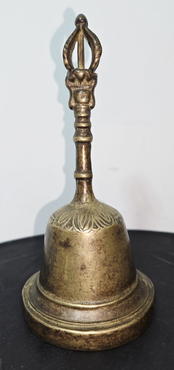 20251221_214144 Cloche de réception en laiton 19cm x 8.5cm