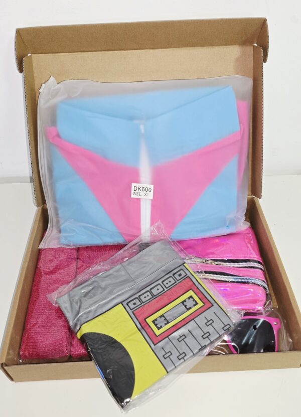 20251222_113514 Costume année 80/90 homme et femme Taille XL