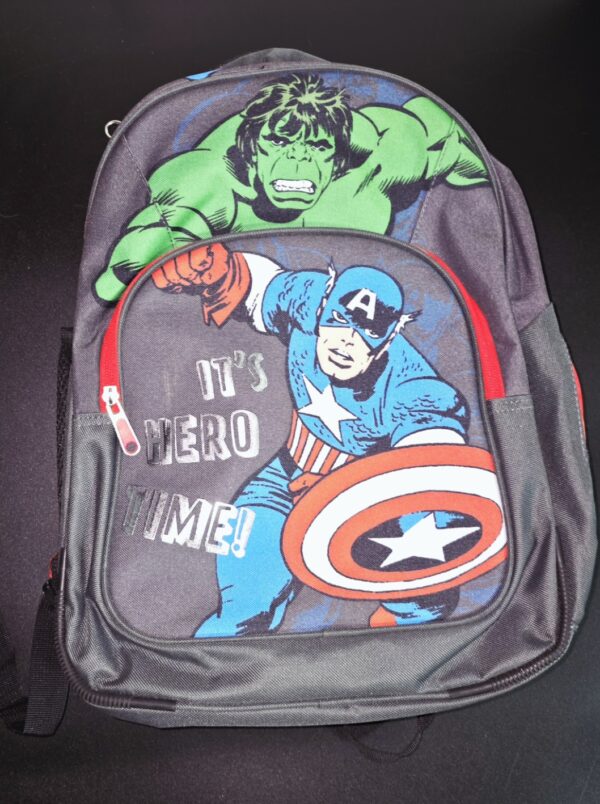 Sac à dos scolaire Avengers 42X15X32cm ( Licence Marvel )