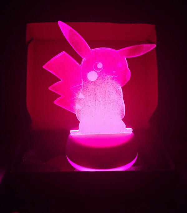 Lampe 3D / Veilleuse 7 couleurs Led Pikachu