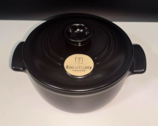 20260122_192709 Petite cocotte Émile Henry 16X16X8cm Noir