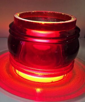 20260203_082352 Isolateur Ancien Verre Rouge Sélénium / Rubis - Rare Couleur de Signalisation