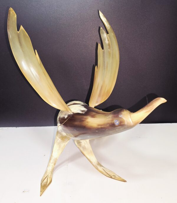 Oiseau corne de buffle + de 36cm étiquette d'origine Exposition paris 1937
