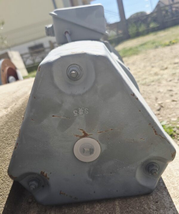 20260409_145527 Moteur Industriel ALSTHOM 4kW (5,5 CV) - Triphasé 380V - 47kg