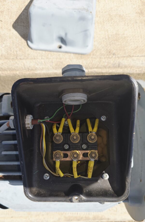 20260409_145625 Moteur Industriel ALSTHOM 4kW (5,5 CV) - Triphasé 380V - 47kg