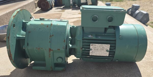 20260409_145845 Moteur Leroy-Somer 2 Vitesses Triphasé 380V